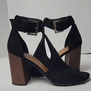 Universal Thread Black Suede Block Heel Sandals with Ankle Strap